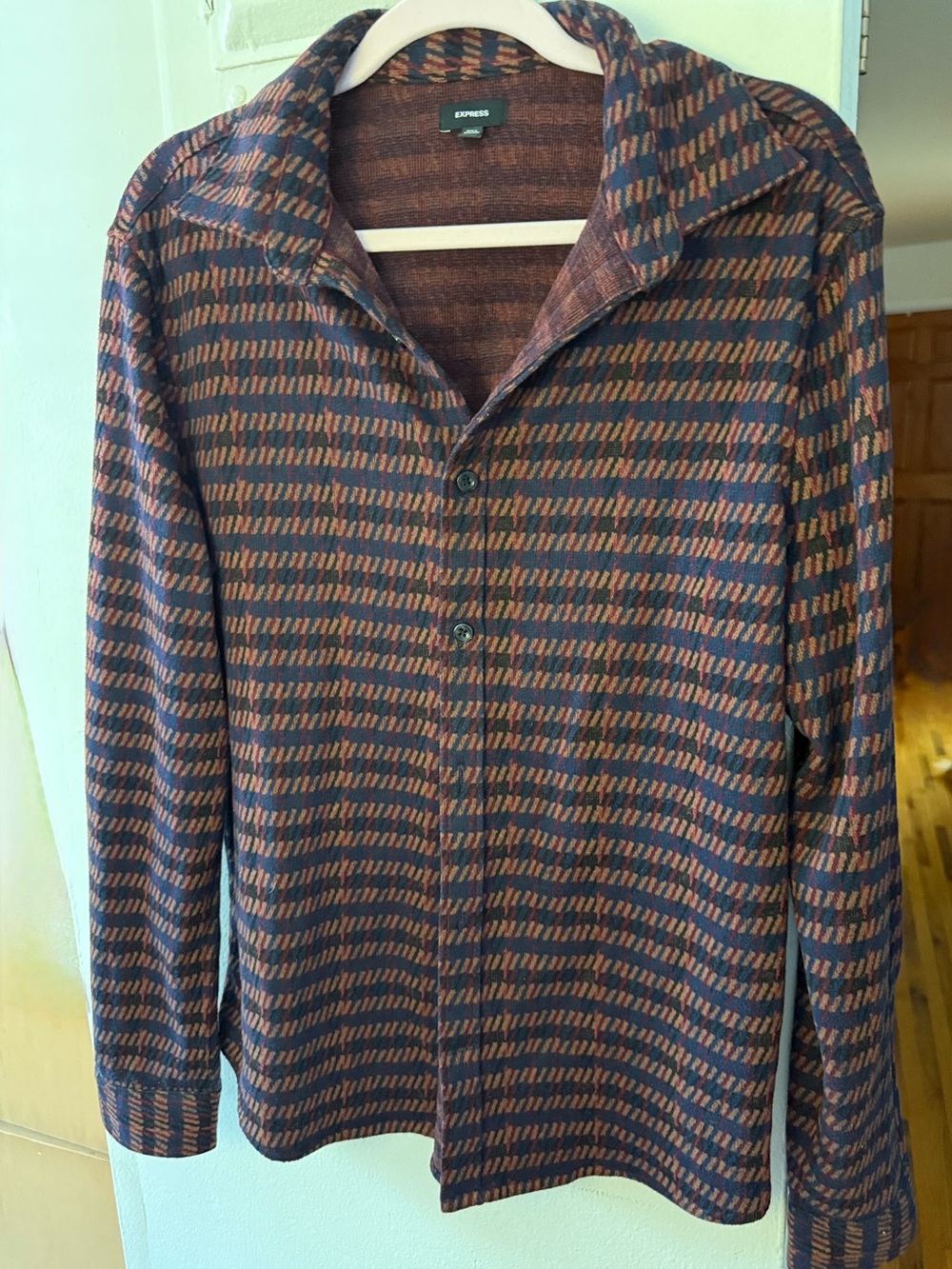 Express Men’s Navy and Rust Geometric Stripe Long-Sleeve Shirt size M